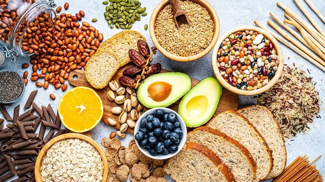 The Mind-Body Grocery List: Foods That Fight Stress and Fatigue Naturally